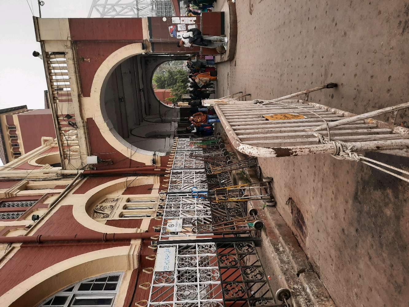 Howrah Ferry Ghat Subway