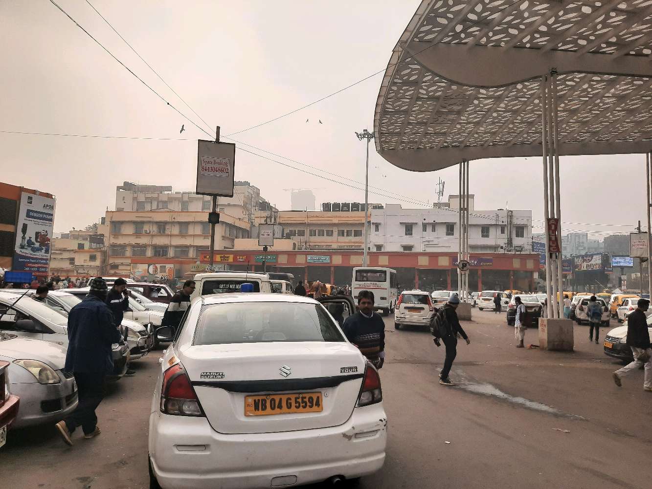 Sealdah Parking Area