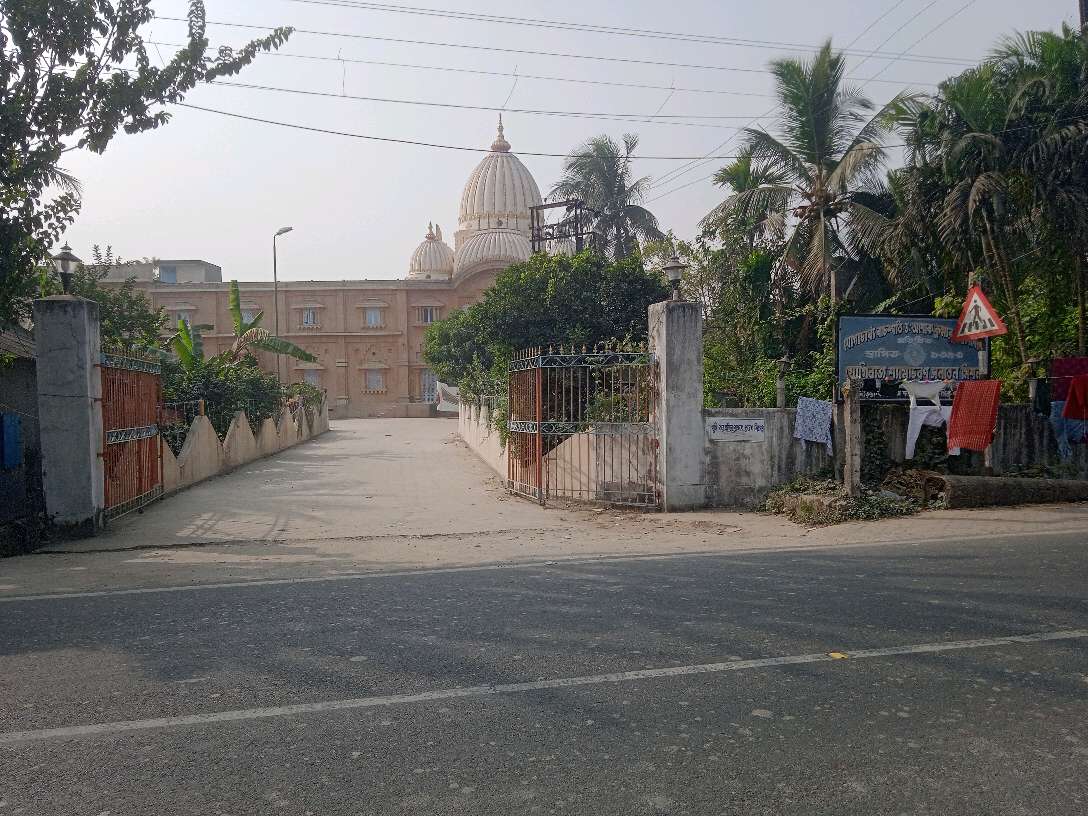 Yogiraj Shyamcharan Sanatan Mission