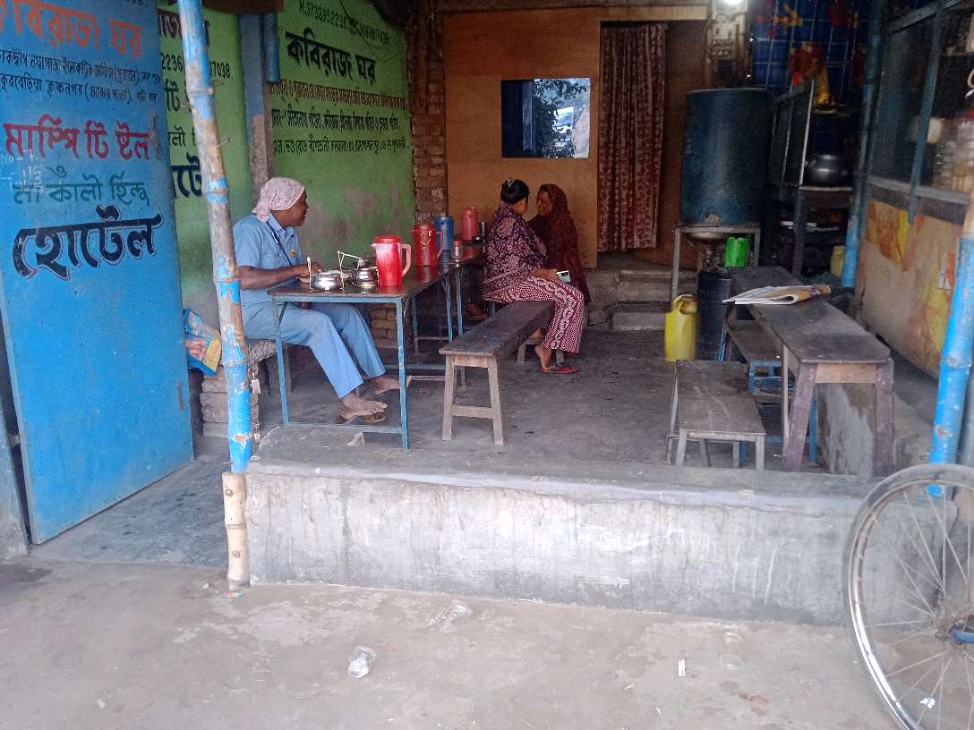 Mampi Tea Stall and Ma Kali Hindu Hotel