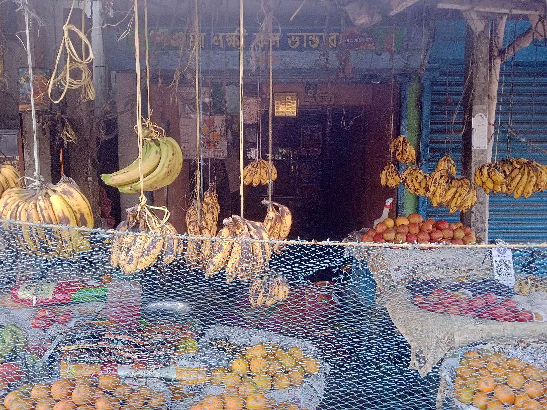 Maa Lakshmi Fruit Store