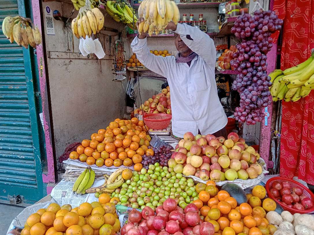 Maa Tara Fruit Store