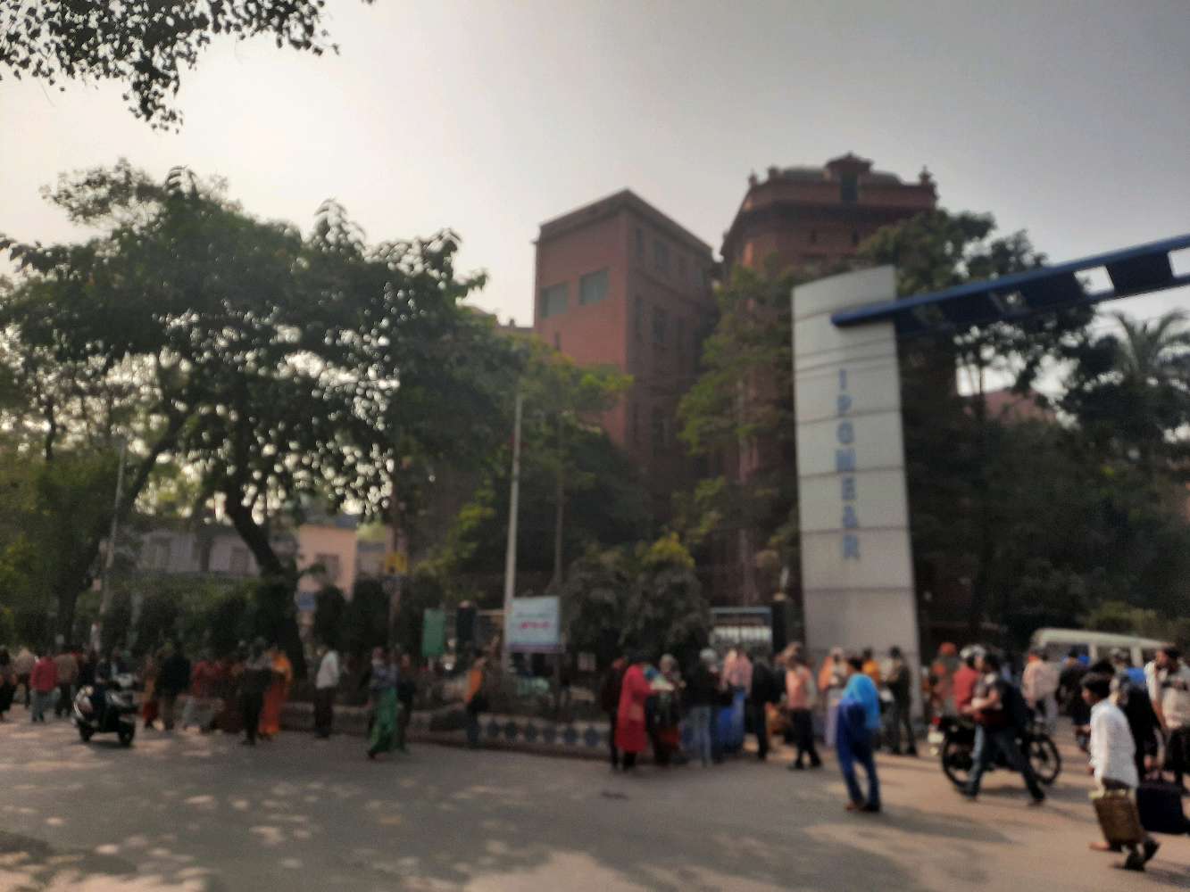 SSKM Hospital (IPGME&R)