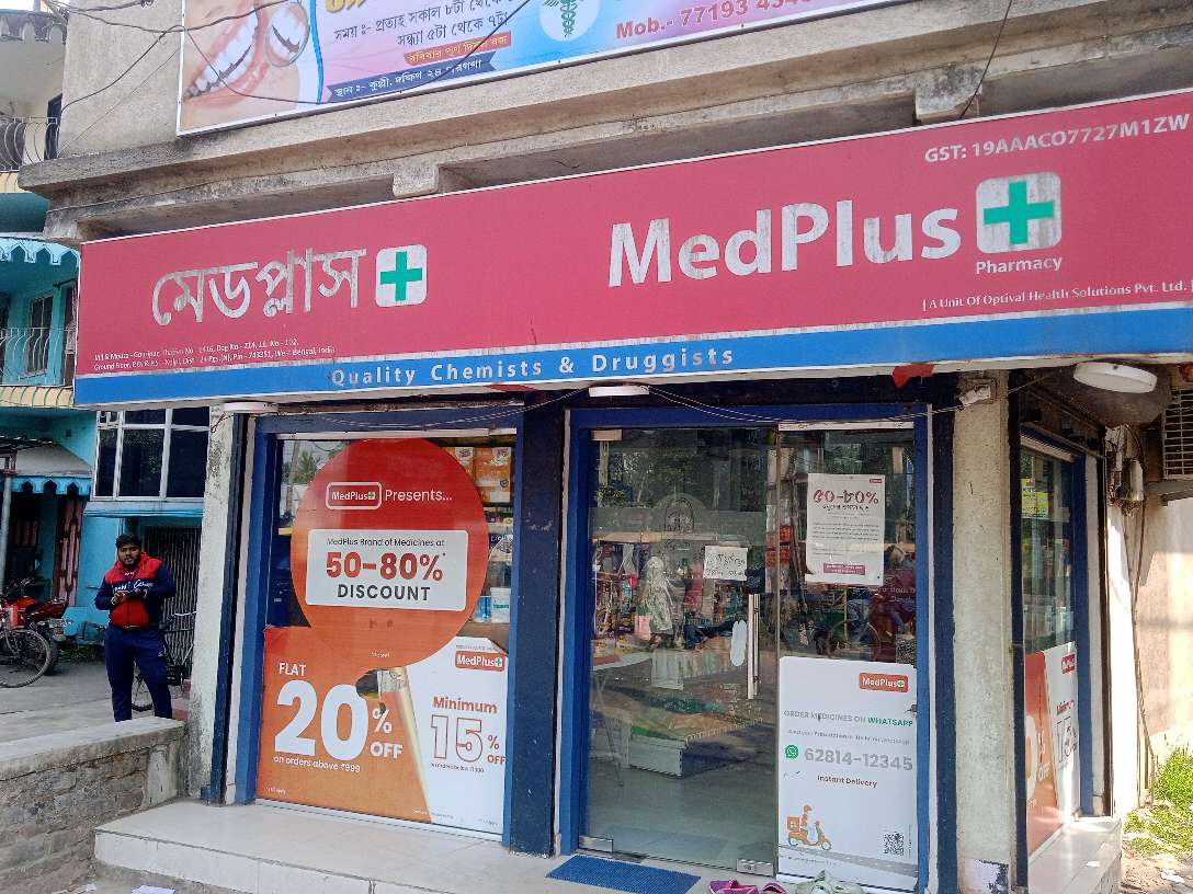 Med Plus (Chemist & Druggist)